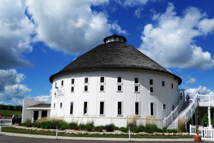 Round Barn Winery, Distillery and Brewery